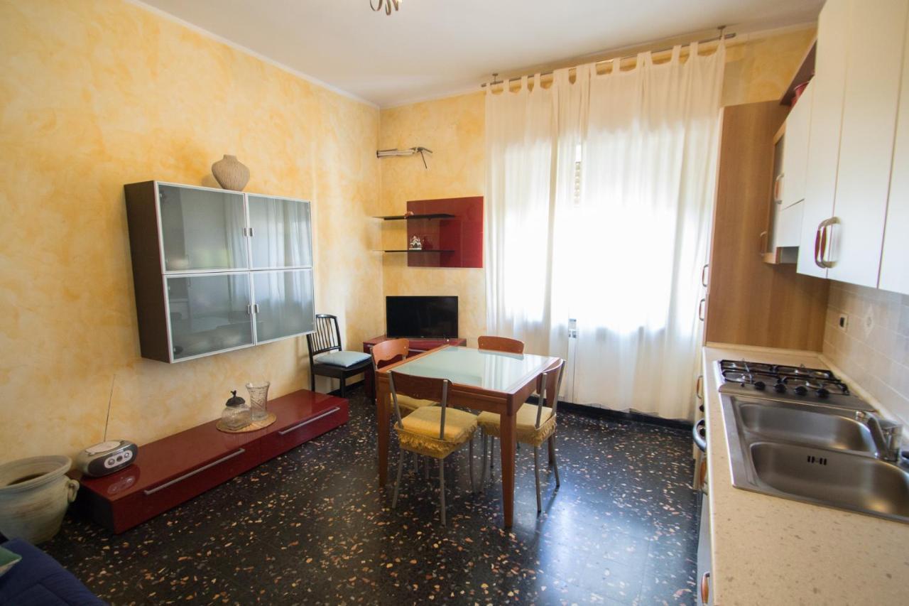 سافونا Yellow House المظهر الخارجي الصورة
