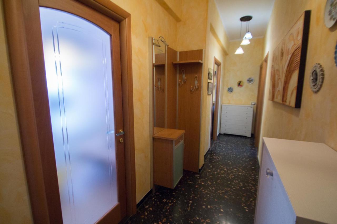 سافونا Yellow House المظهر الخارجي الصورة